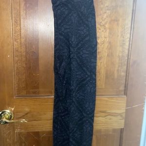 Victoria’s Secret’s Pink sport leggings.